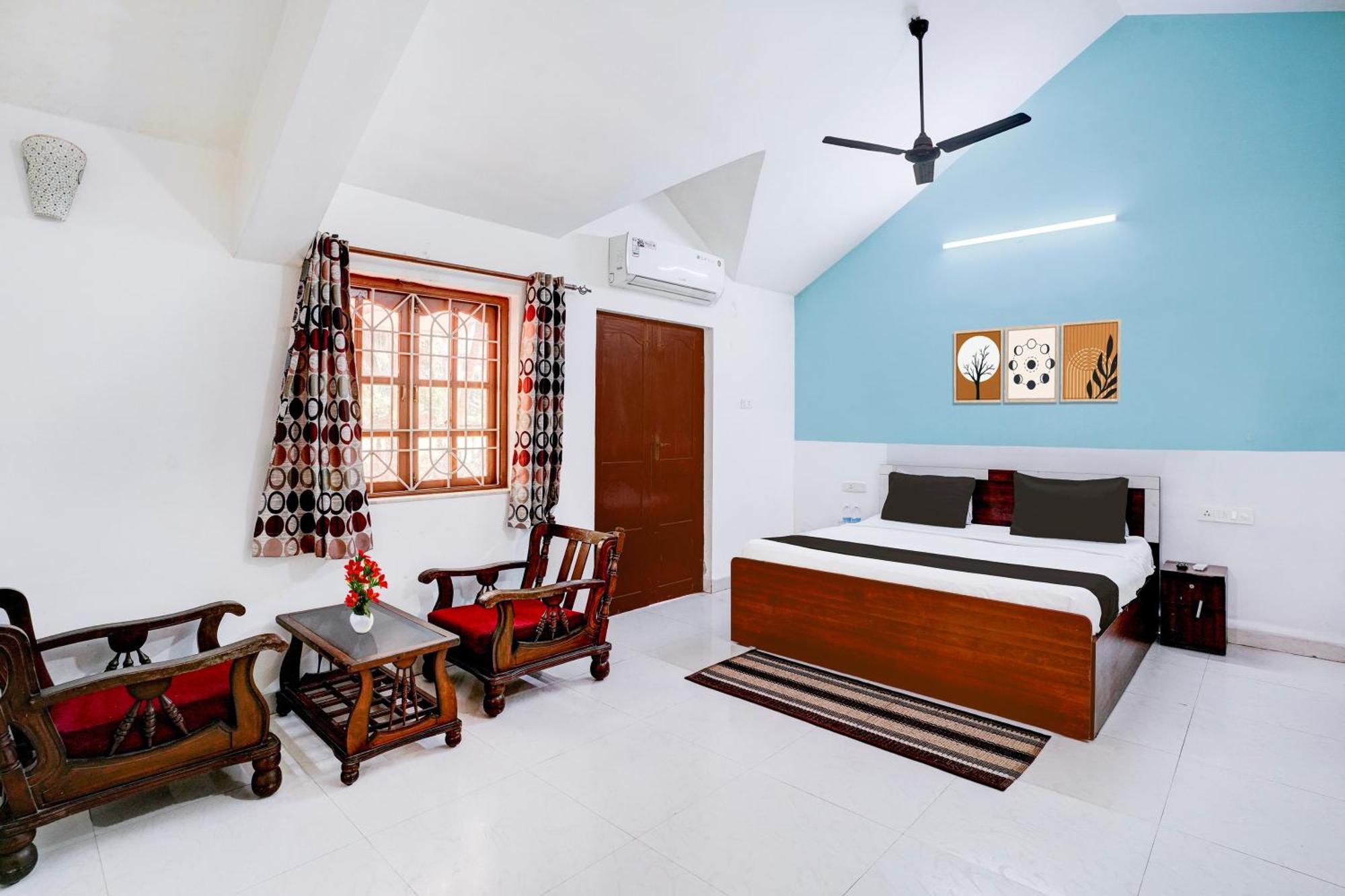Oyo Flagship Triple Beach Guest House Benaulim Exteriör bild