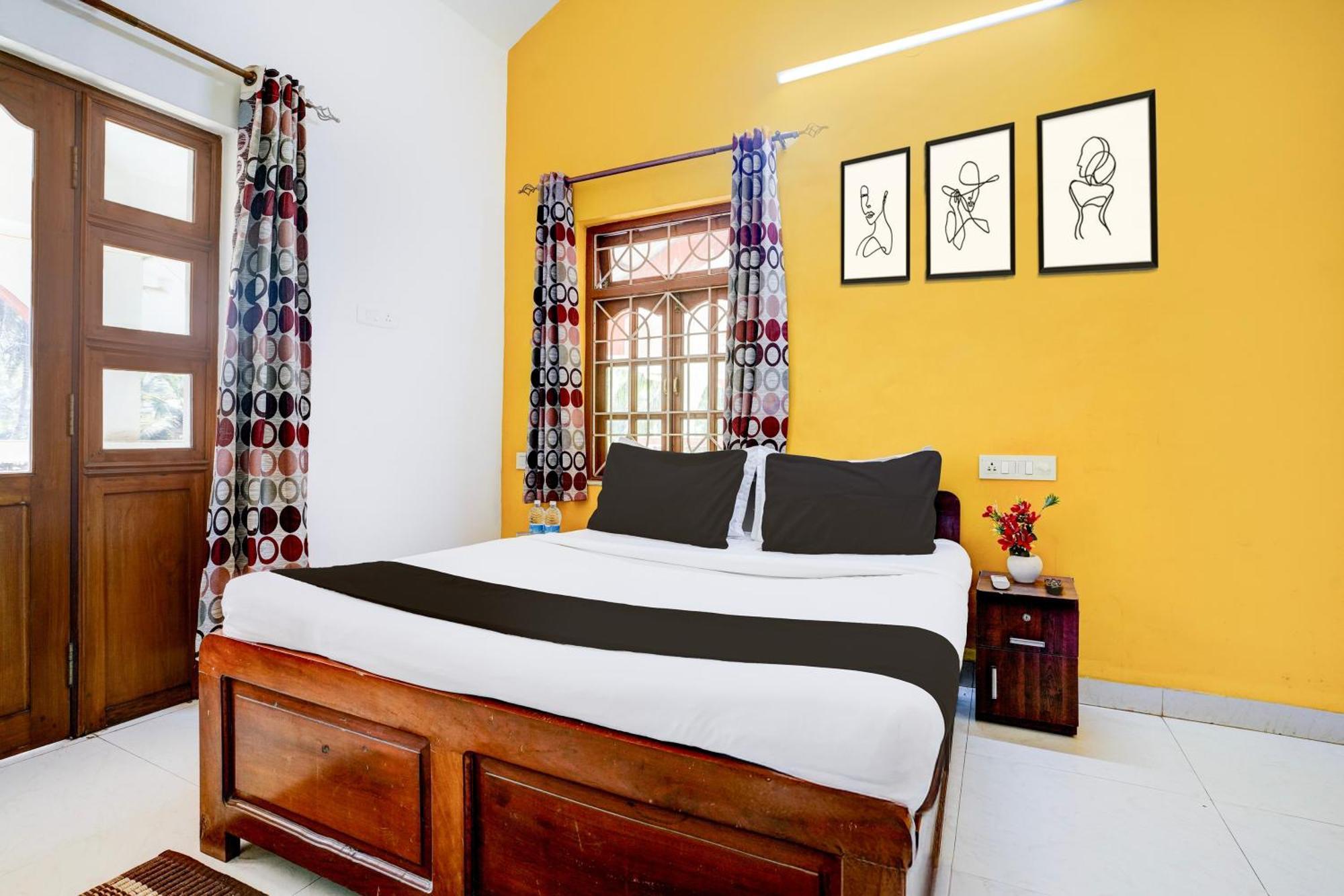 Oyo Flagship Triple Beach Guest House Benaulim Exteriör bild